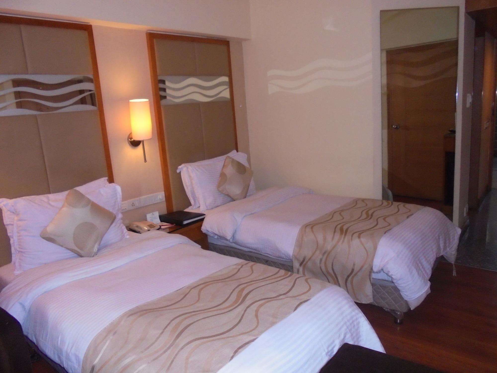Hotel Lords Plaza Ankleshwar Zewnętrze zdjęcie